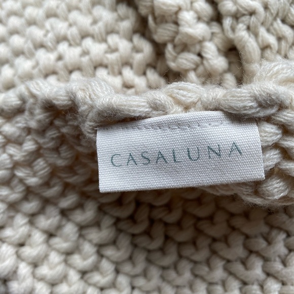 Casaluna Hand-Knit bed throw - Natural NWT - Picture 6 of 9